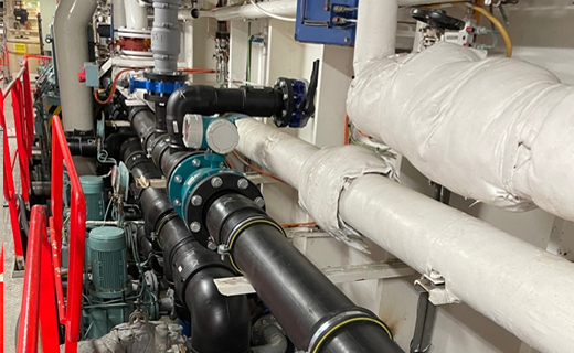 Thanks to the material properties of the ecoFIT and INSTAFLEX piping systems, the hot and cold water manifold benefit from a corrosion- and maintenance-free operation.